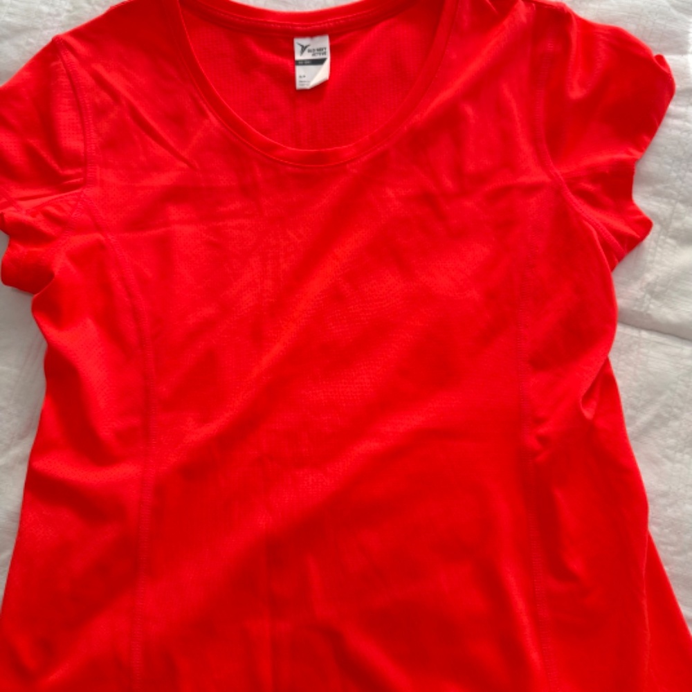 BIG SALE! 6 Workout Women tops bundle all size S